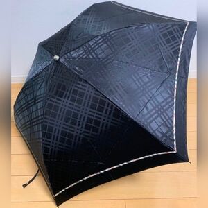 🖤 Burberry Umbrella 🖤